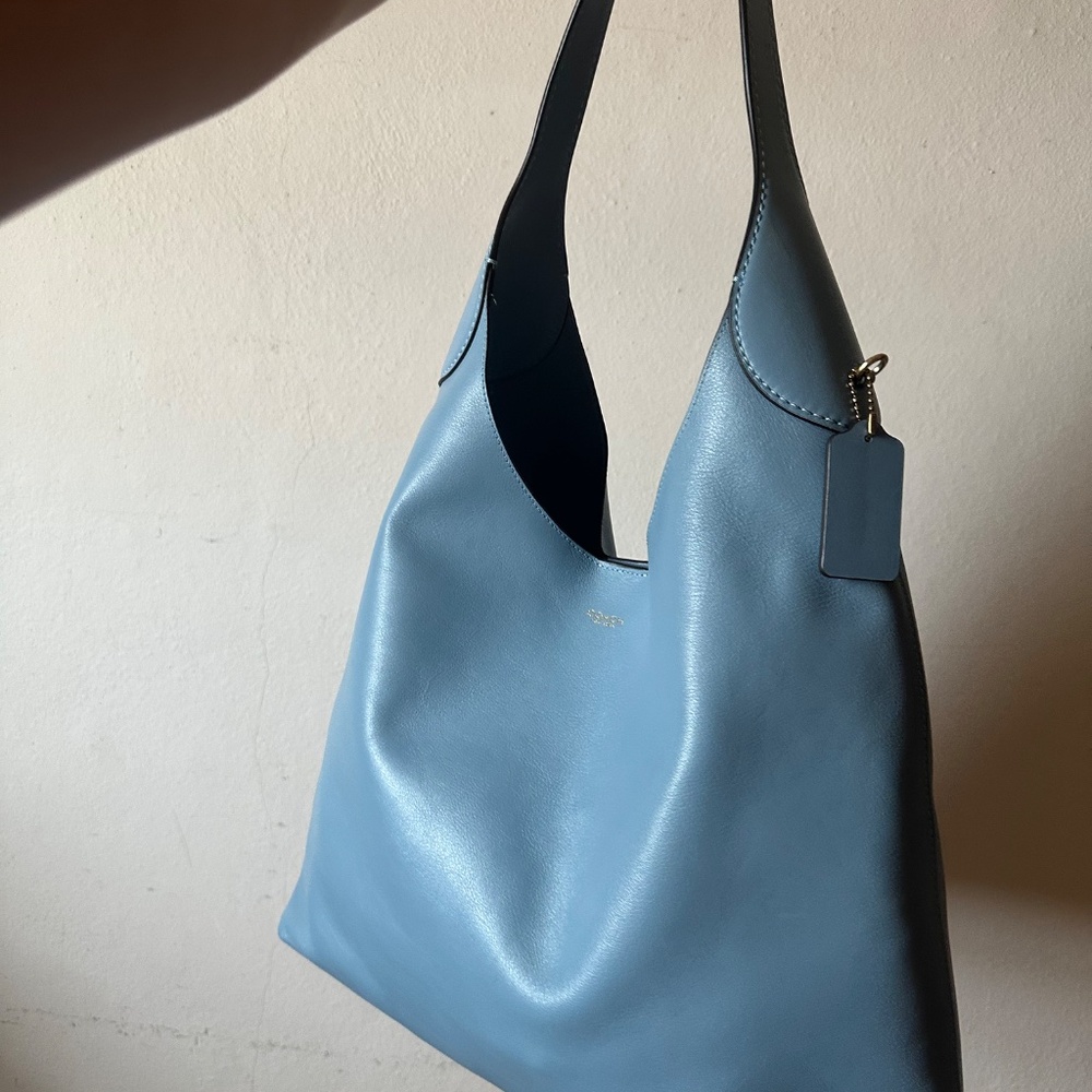 Brooklyn Shoulder Bag 39 | Bluebell Color - Picture 3 of 13
